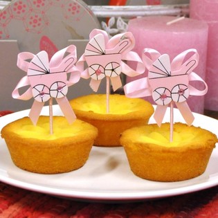 PALHETAS DE CUPCAKE PARA NASCIMENTO - CARRINHO ROSA (12 un.)