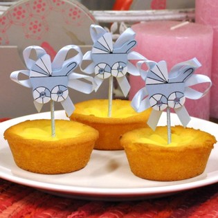 Topper para Cupcake de Nascimento - Carrinho de Beb&eacute; Azul (12 unid.)