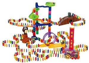 PLAYGO - Jogo de Domin&oacute; Deluxe com Comboio - 500 Pe&ccedil;as