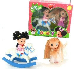 Conjunto de 2 Bonecas com Cavalo de Balan&ccedil;o