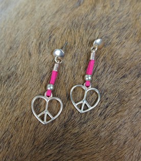 Brincos de cora&ccedil;&atilde;o cor-de-rosa (1 un.)