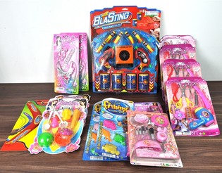 LOTE RESTANTE SORTIDO DE BRINQUEDOS (17 unid.)