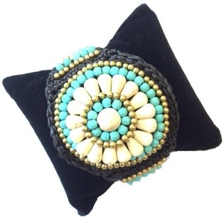 Pulseira de Missangas Estilo Ibiza - Turquesa e Branco (Feita &agrave; m&atilde;o)