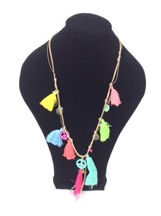 Colar Estilo Ibiza com Borlas e Símbolo da Paz (1 un)