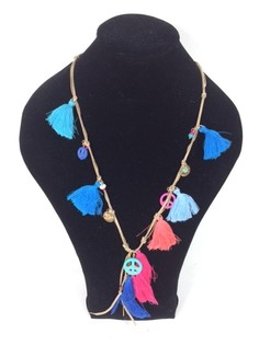 Colar Estilo Ibiza com Borlas e S&iacute;mbolo da Paz (1 un)