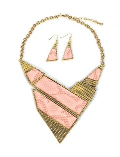 Conjunto de Fio e Brincos Rosa Estilo Ibiza (1 Set)