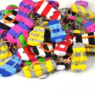Porta-chaves em forma de chinelo (100 un.)