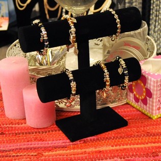 Expositor de pulseiras em veludo de 2 rolos (3 un.)