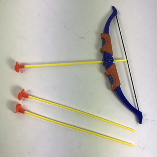 ARCO E FLECHAS, INCLUI 3 FLECHAS (24 unid.)